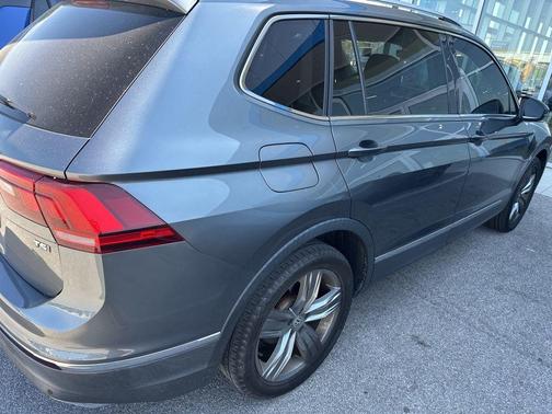 2018 Volkswagen Tiguan 2.0T SEL Premium