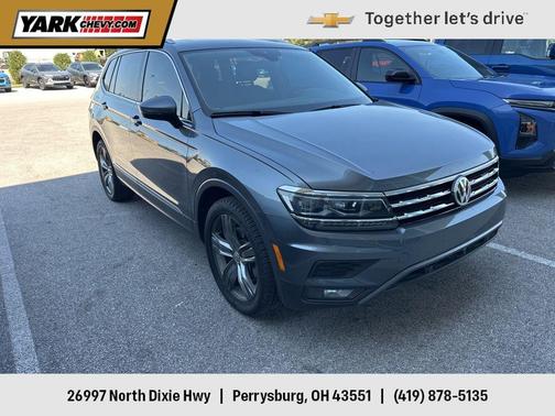 2018 Volkswagen Tiguan 2.0T SEL Premium