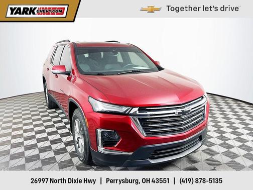 2023 Chevrolet Traverse LT Cloth