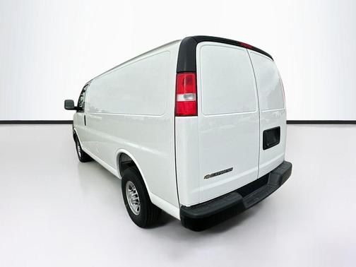 2025 Chevrolet Express 2500 Work Van