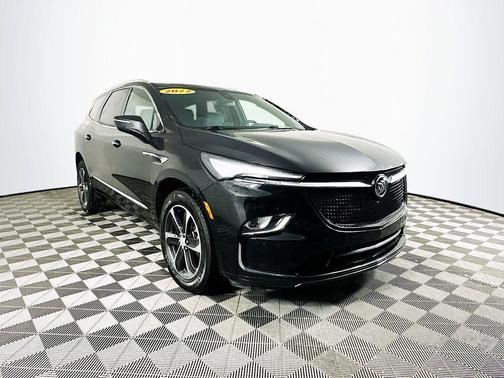 2022 Buick Enclave Essence