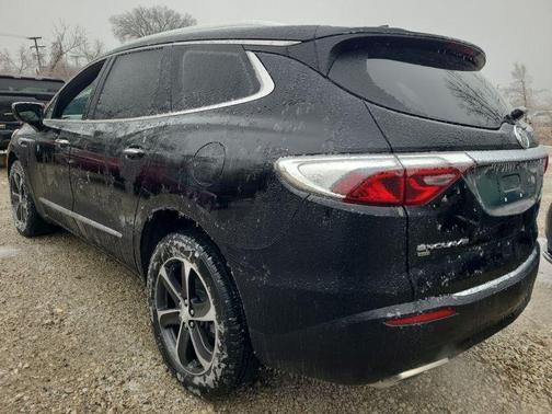 2022 Buick Enclave Essence