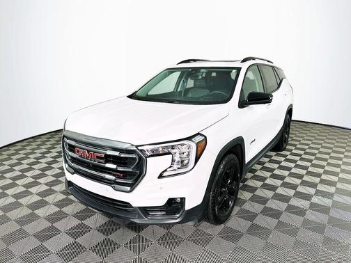2024 GMC Terrain AT4