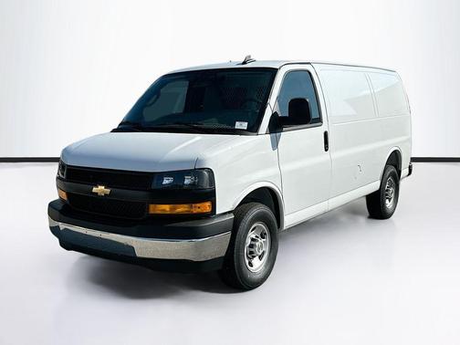 2025 Chevrolet Express 2500 Work Van