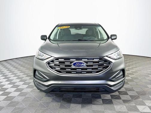 2020 Ford Edge SE