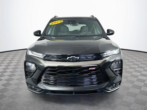 Mosaic Black Metallic 2023 Chevrolet Trailblazer RS