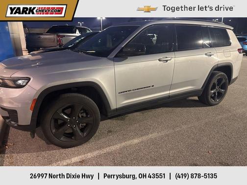 2023 Jeep Grand Cherokee L Laredo