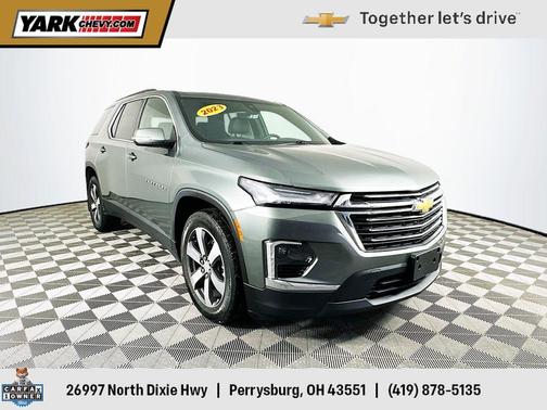 2023 Chevrolet Traverse LT Leather