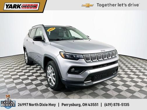 2022 Jeep Compass Latitude Lux