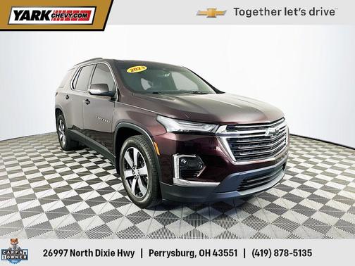 2023 Chevrolet Traverse LT Leather