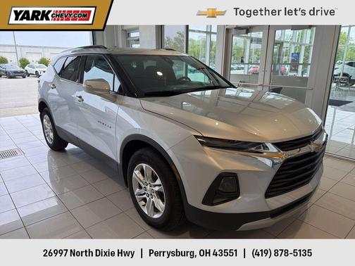 Silver Ice Metallic 2021 Chevrolet Blazer 2LT