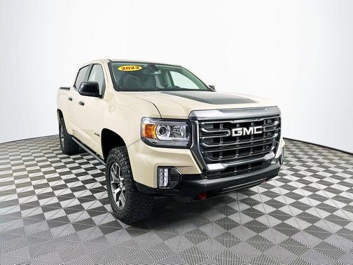 2022 GMC Canyon AT4 w/Cloth