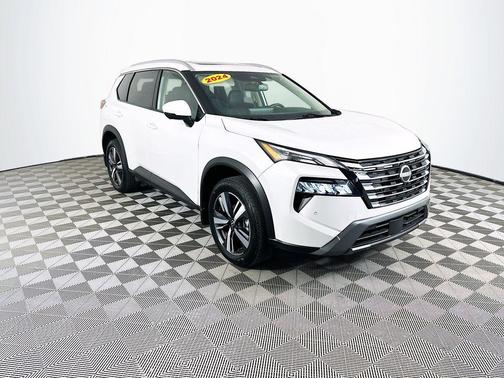 2024 Nissan Rogue SL