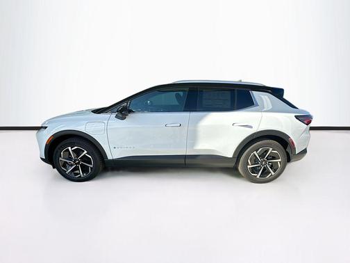 2026 Chevrolet Equinox EV LT 2