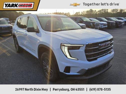 2025 GMC Acadia Elevation