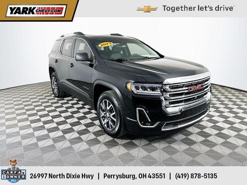 2023 GMC Acadia SLT