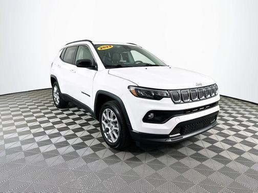 2022 Jeep Compass Latitude Lux