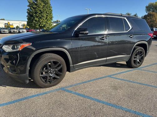 2020 Chevrolet Traverse LT Cloth