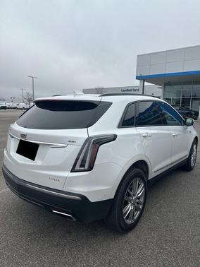 2024 Cadillac XT5 Sport