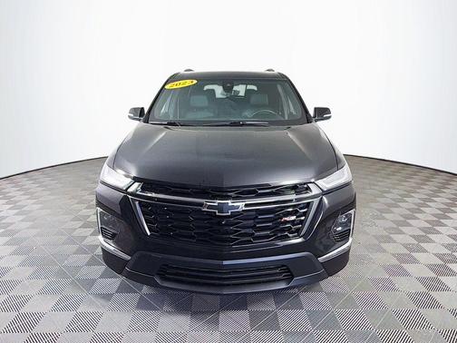 Mosaic Black Metallic 2023 Chevrolet Traverse RS