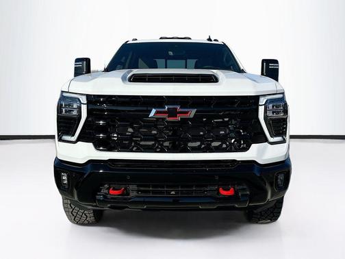 2026 Chevrolet Silverado 2500 ZR2