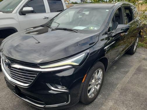2022 Buick Enclave Essence