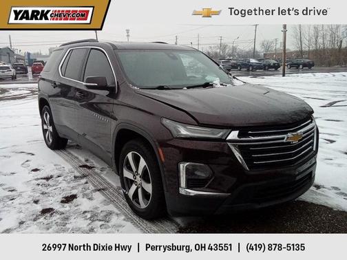 2023 Chevrolet Traverse LT Leather