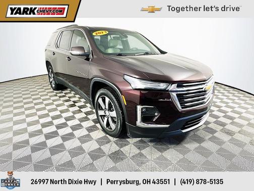 2023 Chevrolet Traverse LT Leather