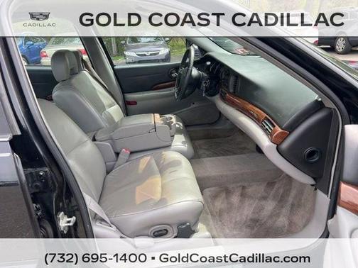 Black Onyx 2005 Buick LeSabre Custom