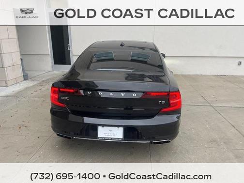 2019 Volvo S90 T5 Momentum