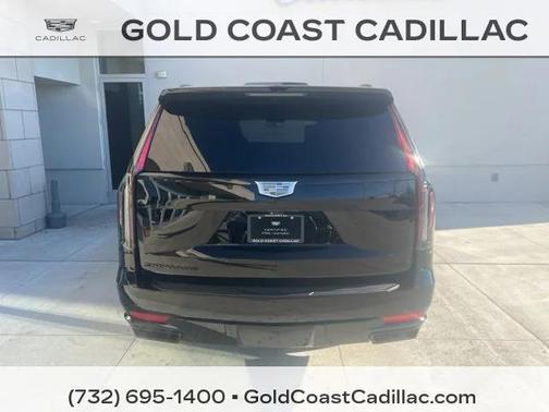 2023 Cadillac Escalade Sport