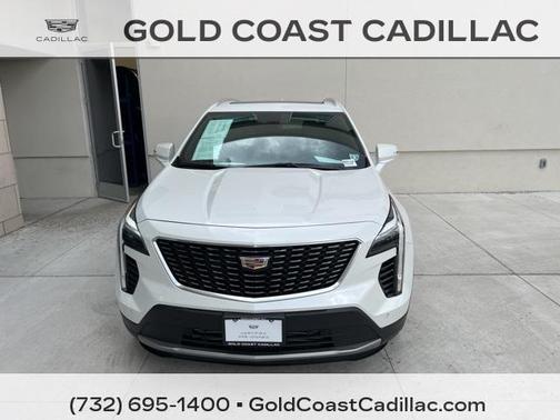 2022 Cadillac XT4 Premium Luxury