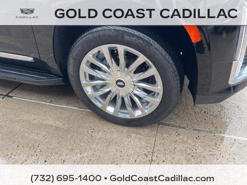 2022 Cadillac Escalade ESV Premium Luxury