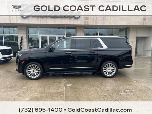 2022 Cadillac Escalade ESV Premium Luxury