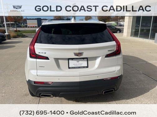 2022 Cadillac XT4 Luxury