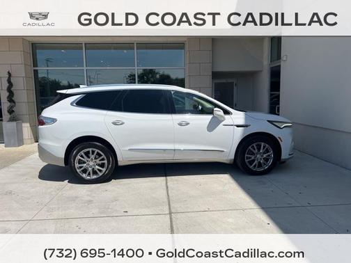2022 Buick Enclave AWD Essence