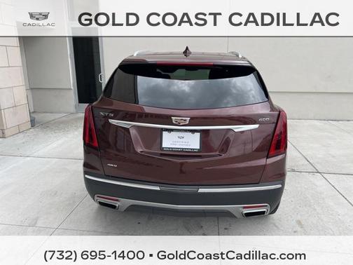 2022 Cadillac XT5 Premium Luxury