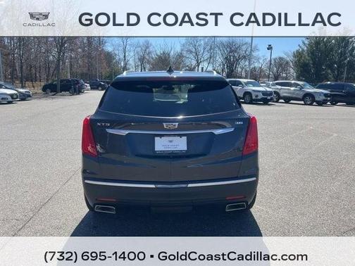 Dark Granite Metallic 2017 Cadillac XT5 Luxury