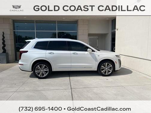 2022 Cadillac XT6 Premium Luxury AWD