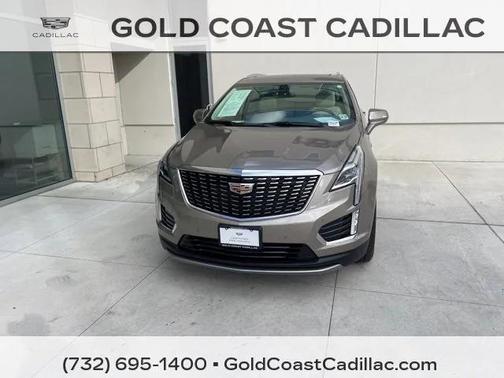 2022 Cadillac XT5 Premium Luxury