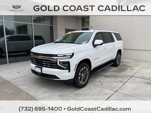 2025 Chevrolet Suburban LT