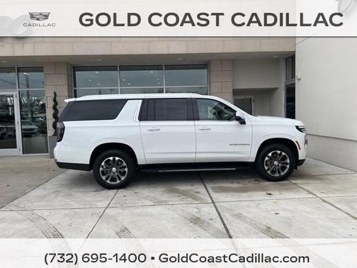 2025 Chevrolet Suburban LT