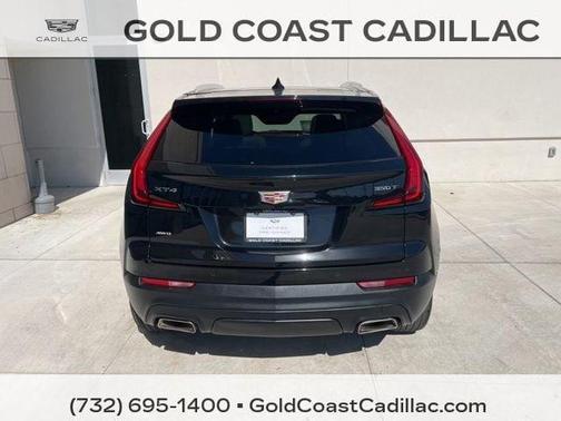 Stellar Black Metallic 2023 Cadillac XT4 Luxury