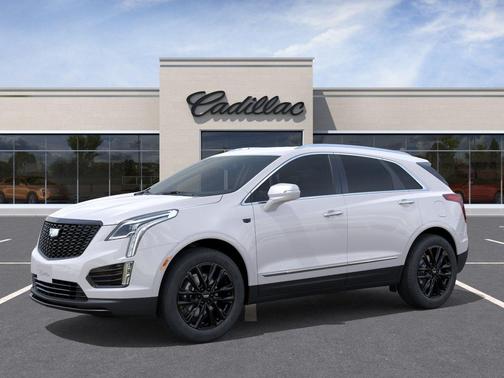 Crystal White Tricoat 2026 Cadillac XT5 Luxury