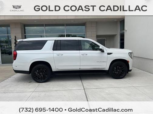 2022 GMC Yukon XL SLT