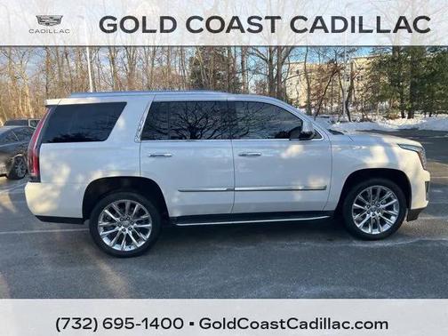 2020 Cadillac Escalade Luxury