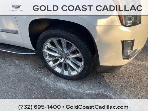 2020 Cadillac Escalade Luxury