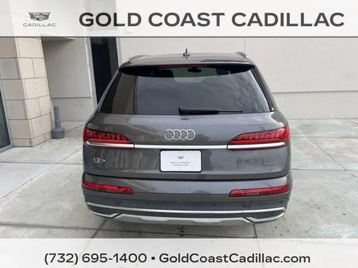 2021 Audi Q7 45 Premium Plus