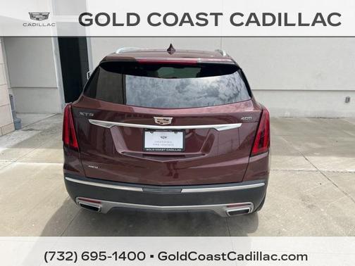 2022 Cadillac XT5 Premium Luxury