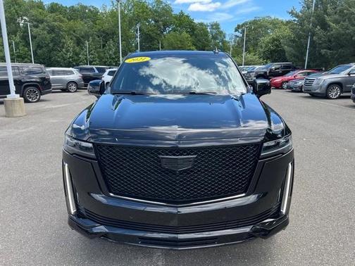 Photo 5 of 33 of 2021 Cadillac Escalade Sport